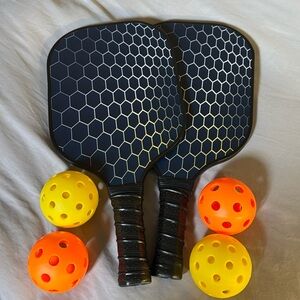 Carbon Fiber Pickleball Racket